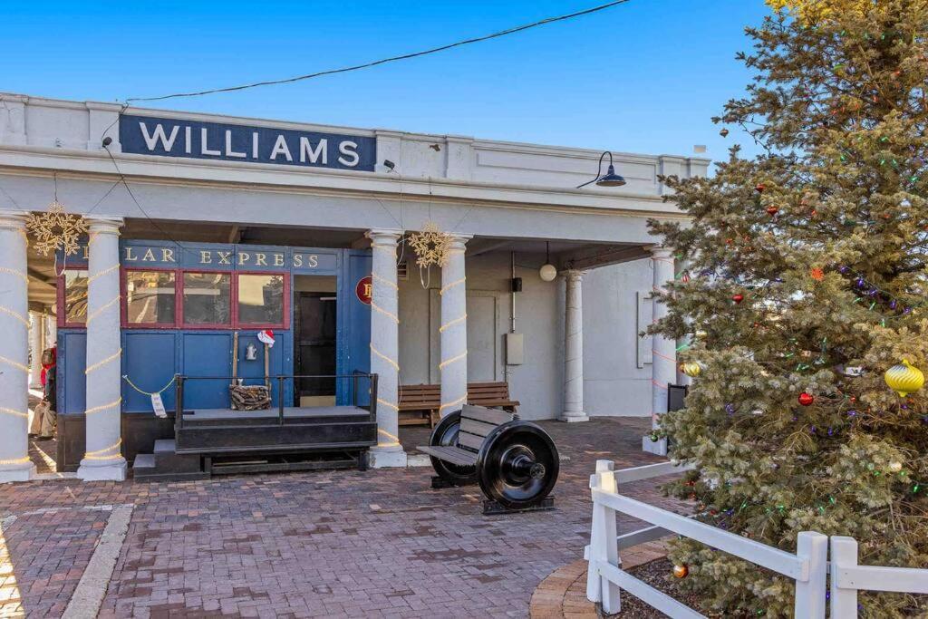 Walk To Gc Train Depot And Route 66, King Beds, Game Room, Bbq, Firepit Williams Εξωτερικό φωτογραφία