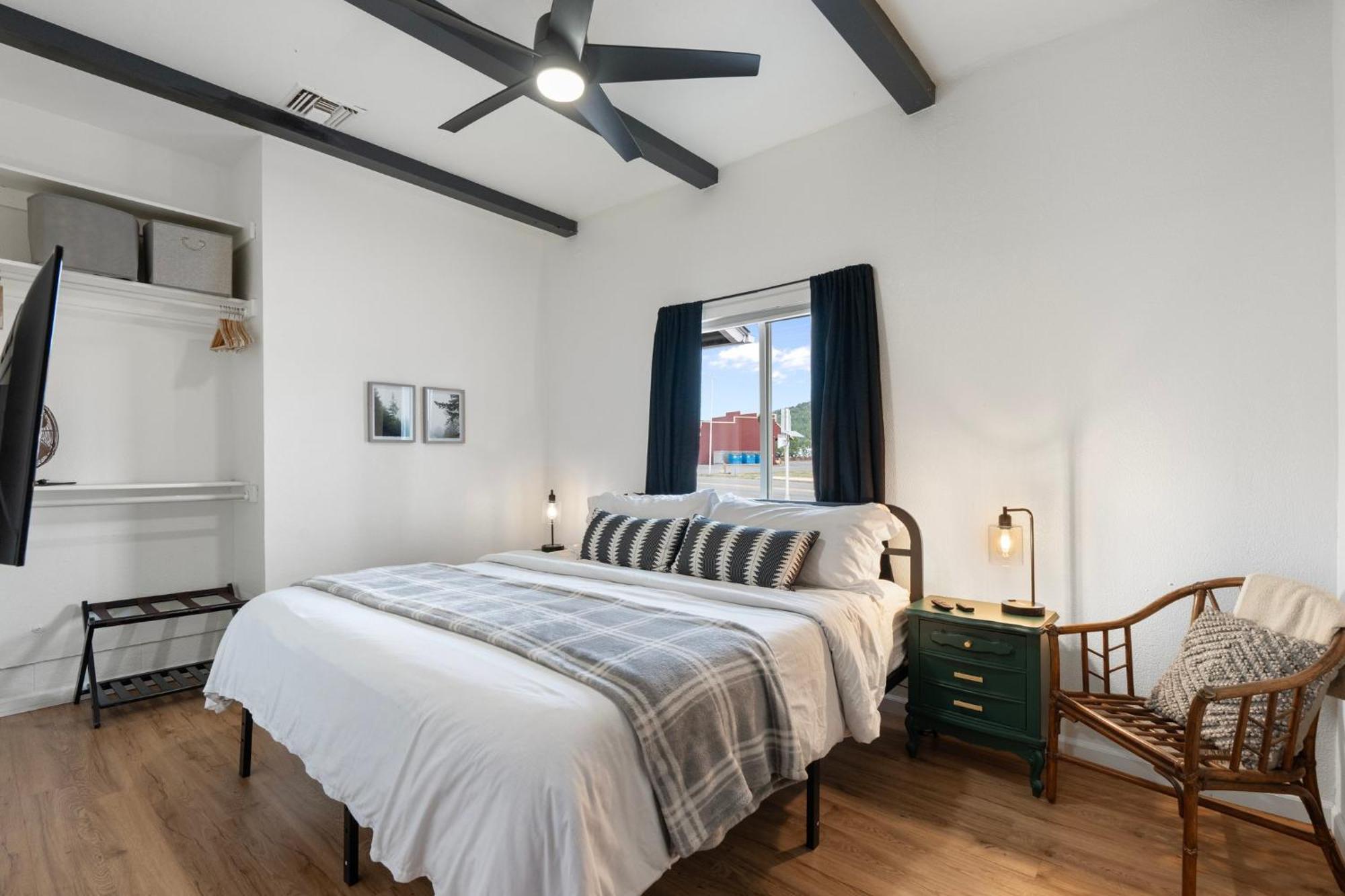 Walk To Gc Train Depot And Route 66, King Beds, Game Room, Bbq, Firepit Williams Εξωτερικό φωτογραφία